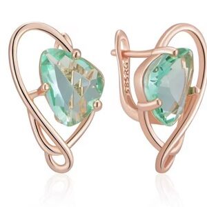 585/14k Rose Gold & Light Green Aquamarine Earrings